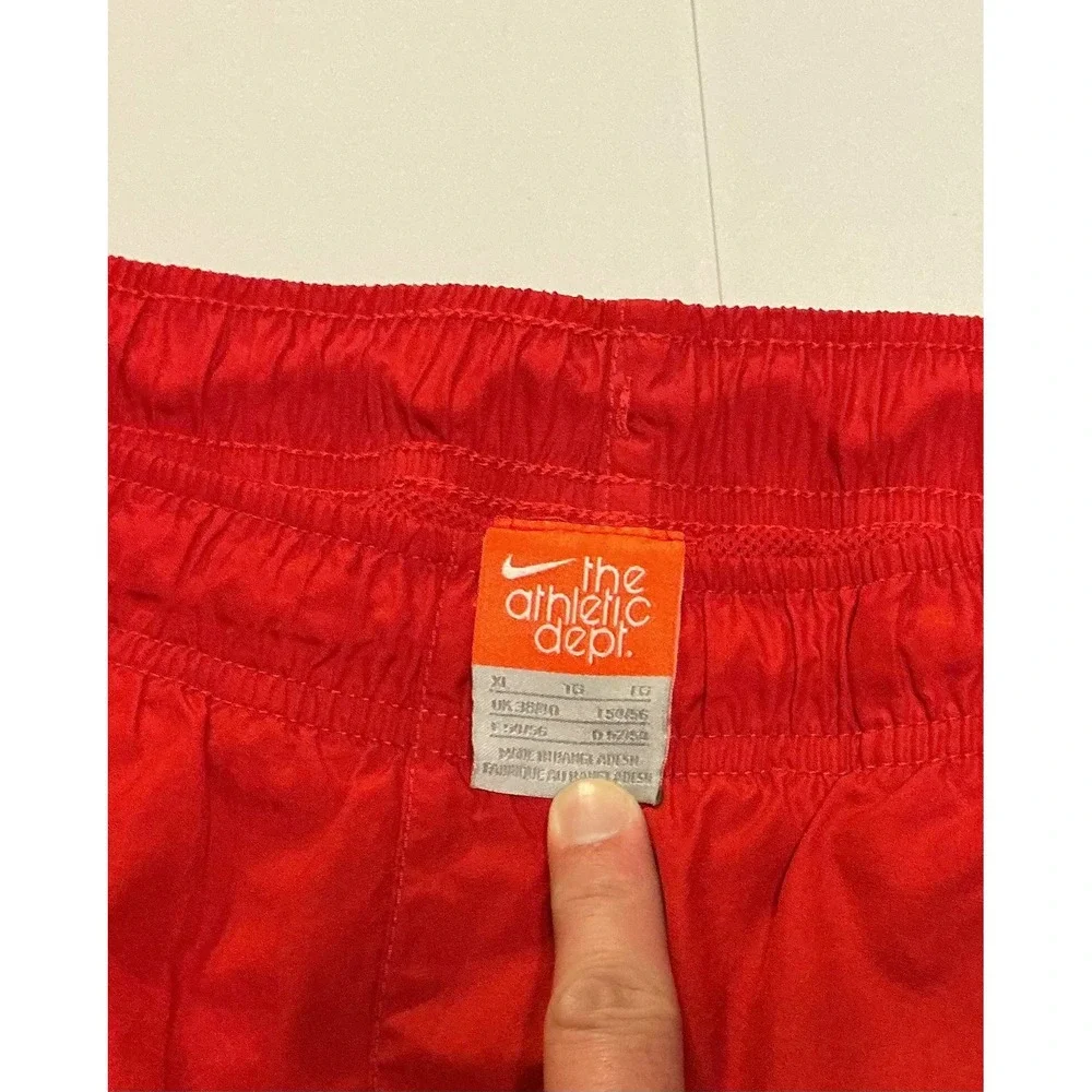 VTG Y2K Nike Athletic Dept Mens XL Red Black Running Shorts Nylon‎ Swoosh